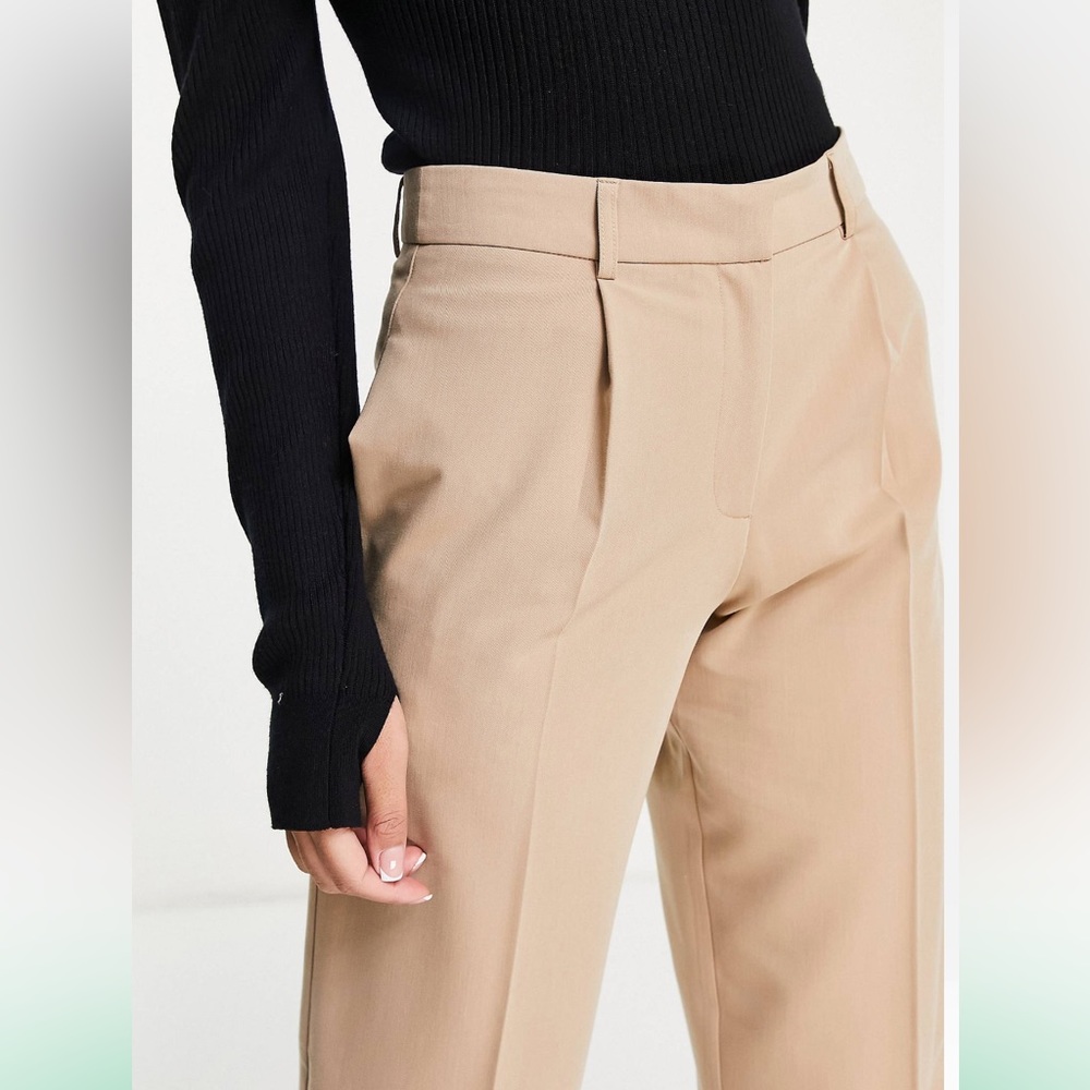 NWT ASOS DESIGN BEIGE PANTS SIZE 6 - Picture 3 of 4